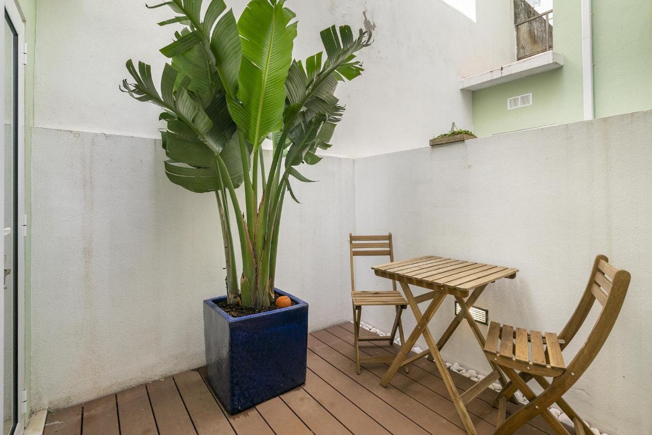Whome Chic 1-Bed W/ Patio Perfect To Explore Lisboa Dış mekan fotoğraf